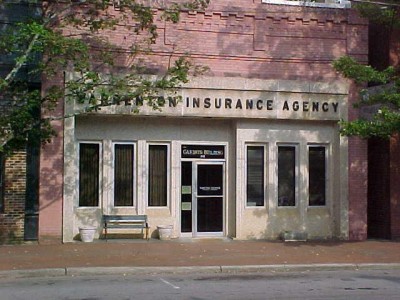 Warrenton Insurance store front.jpg